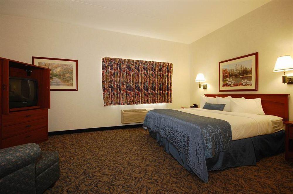 Hotel Baymont By Wyndham Des Moines Airport Zewnętrze zdjęcie
