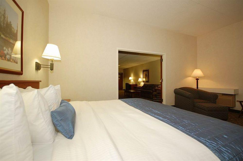 Hotel Baymont By Wyndham Des Moines Airport Zewnętrze zdjęcie