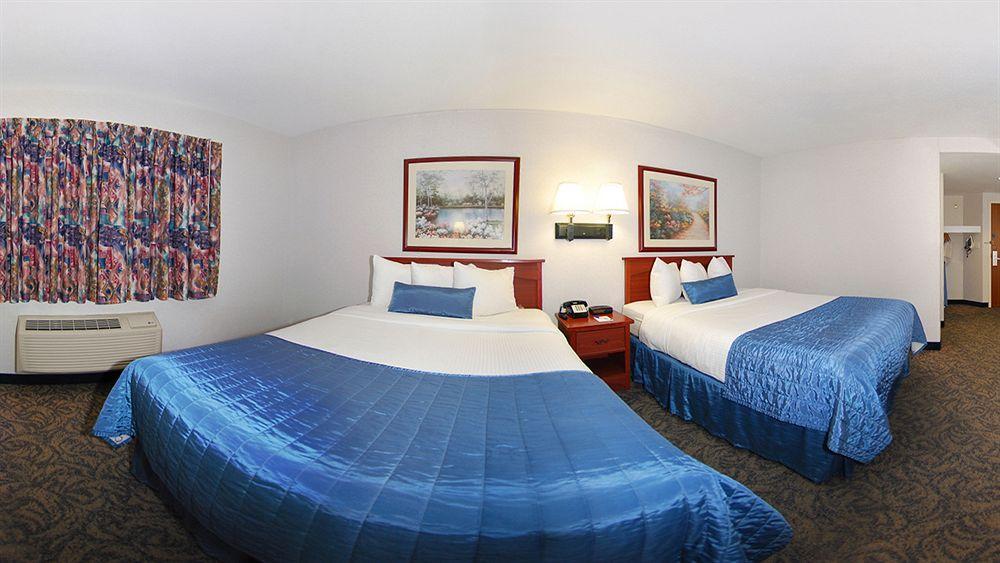 Hotel Baymont By Wyndham Des Moines Airport Zewnętrze zdjęcie