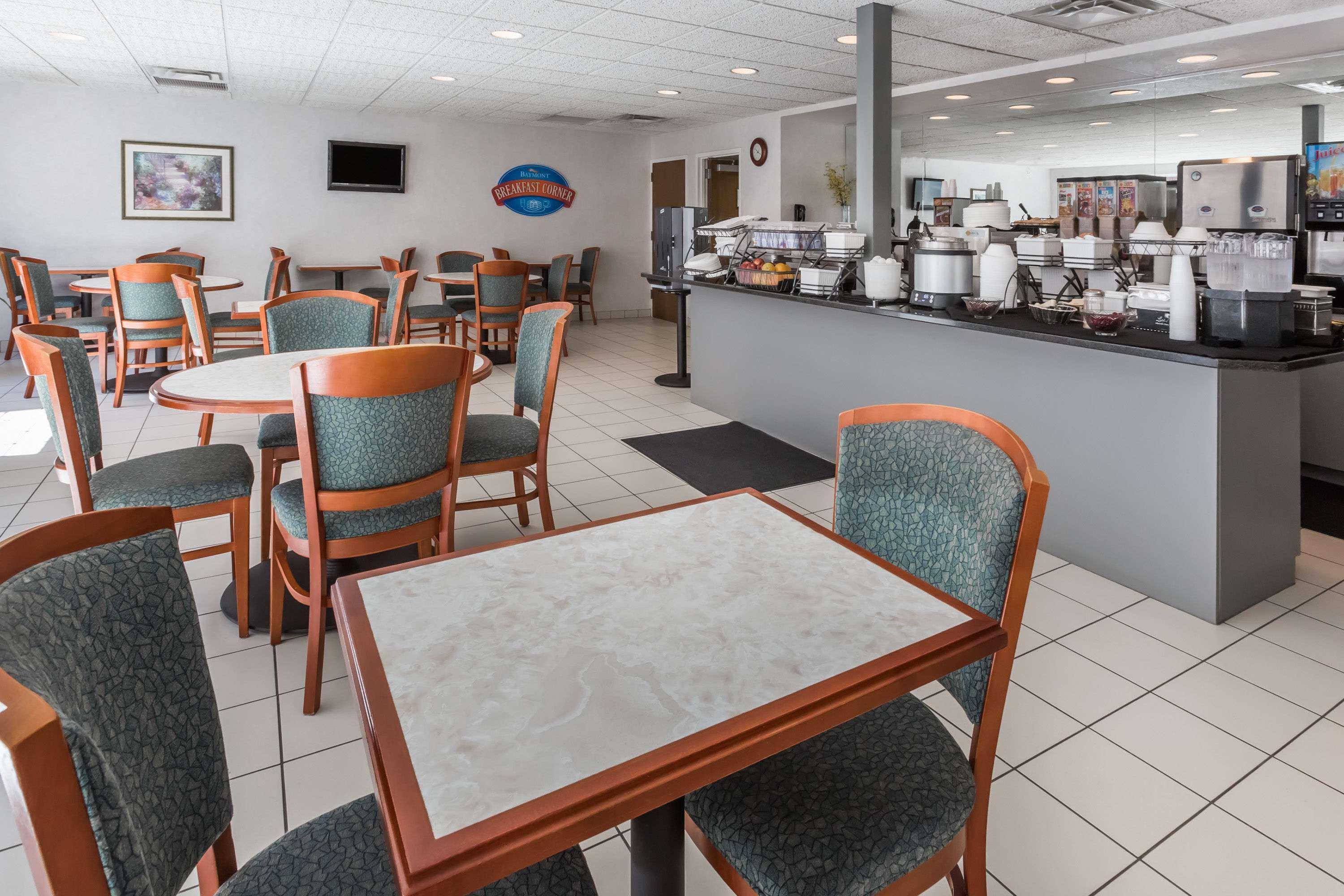 Hotel Baymont By Wyndham Des Moines Airport Zewnętrze zdjęcie
