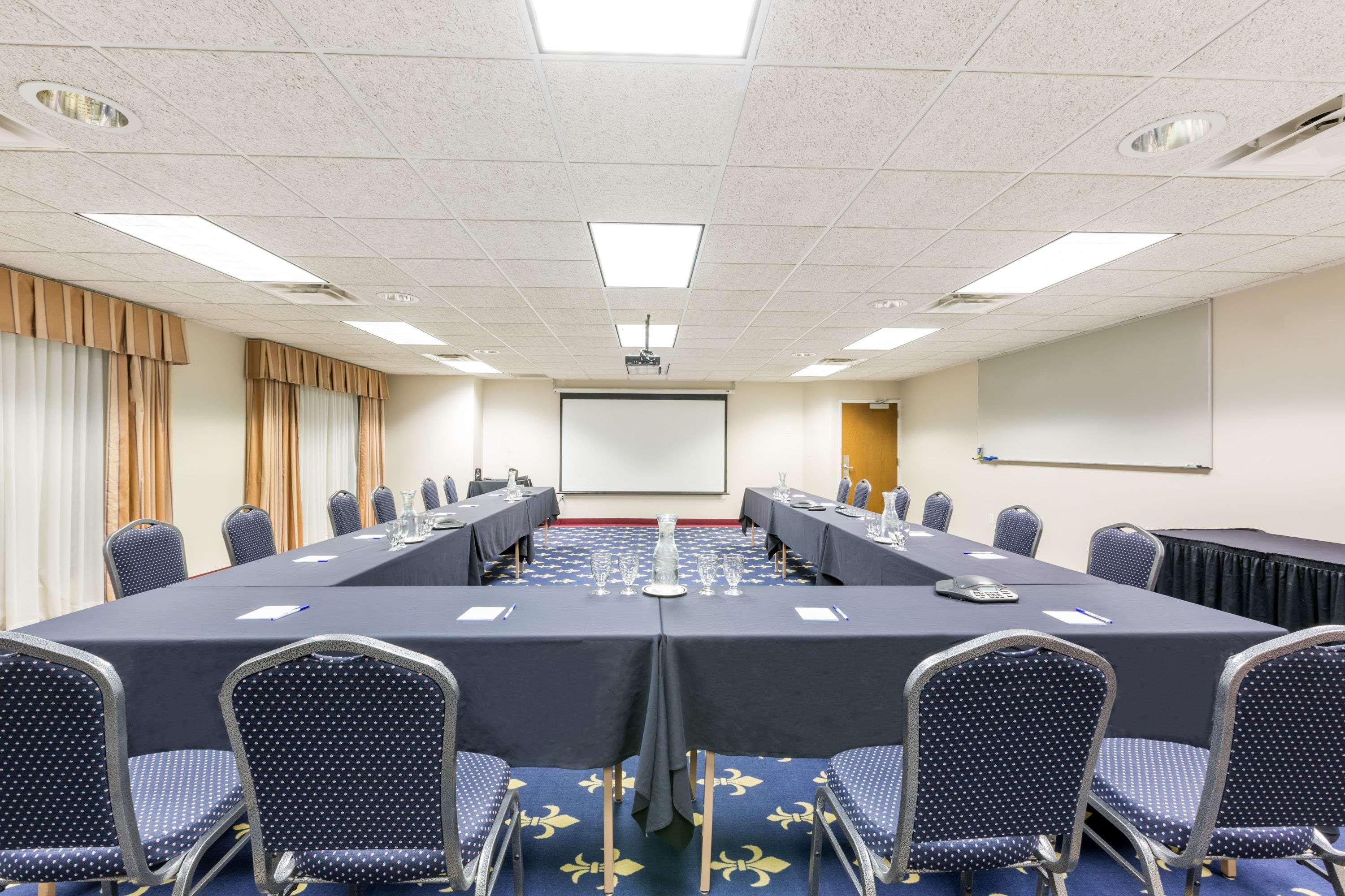 Hotel Baymont By Wyndham Des Moines Airport Zewnętrze zdjęcie