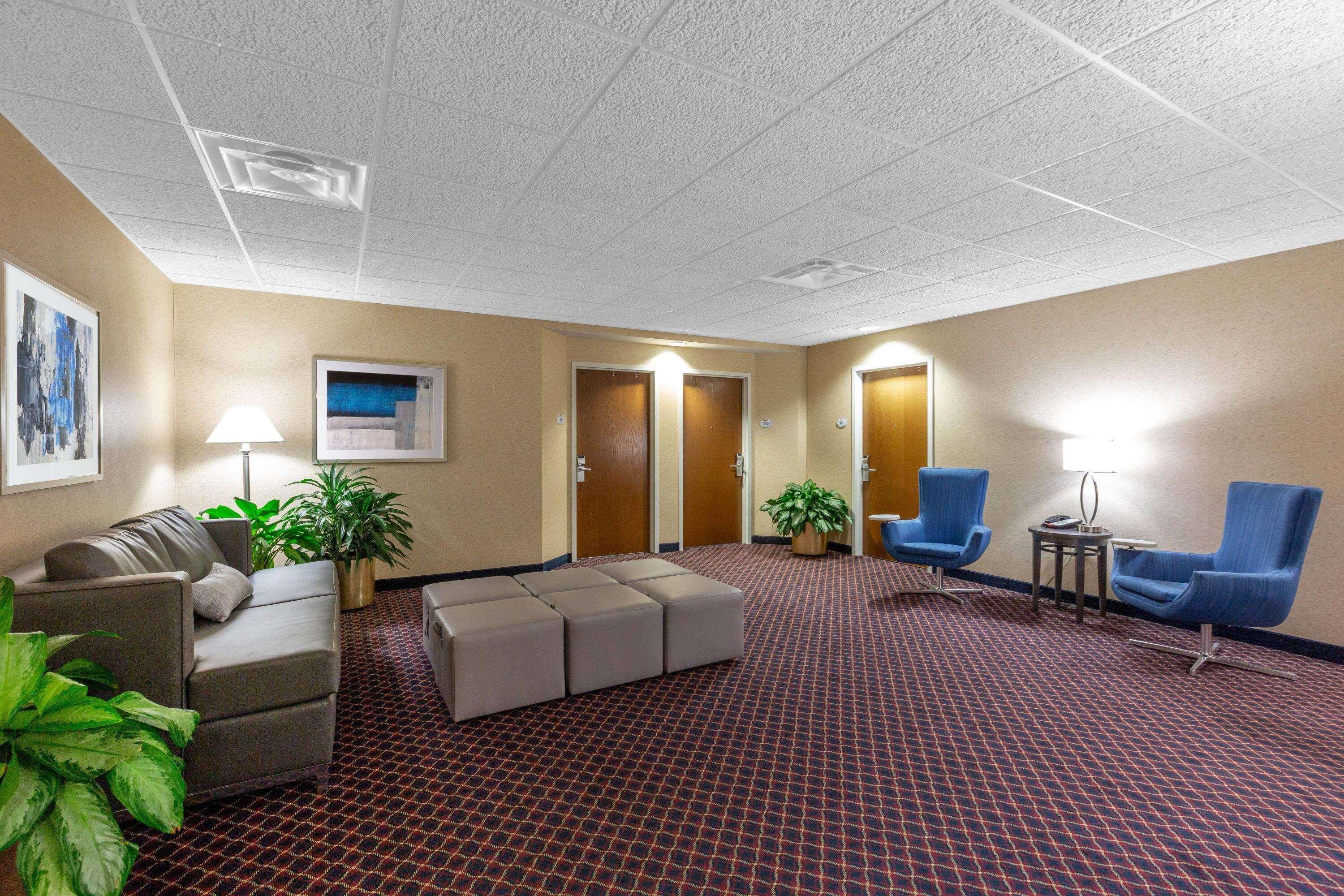 Hotel Baymont By Wyndham Des Moines Airport Zewnętrze zdjęcie