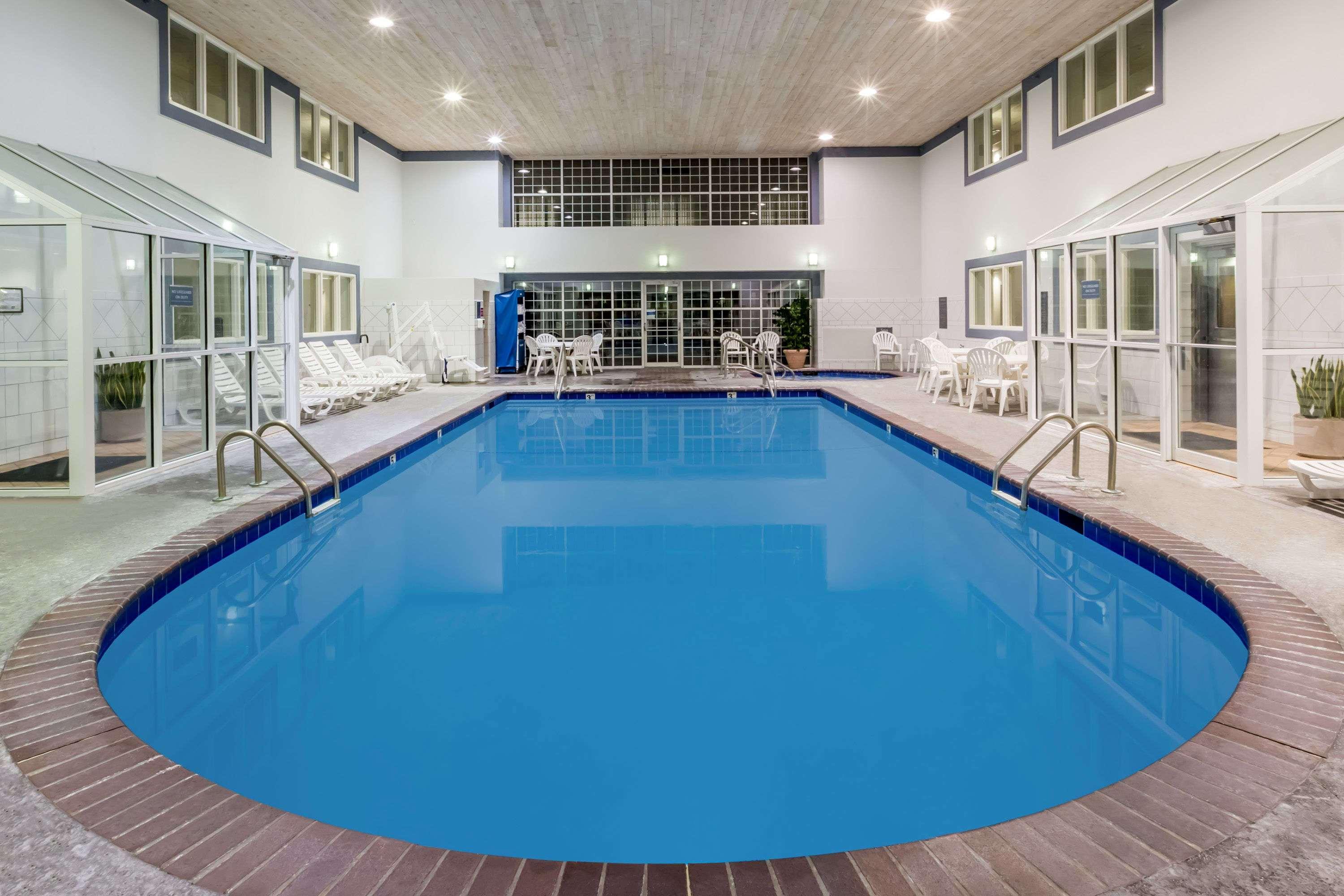 Hotel Baymont By Wyndham Des Moines Airport Zewnętrze zdjęcie