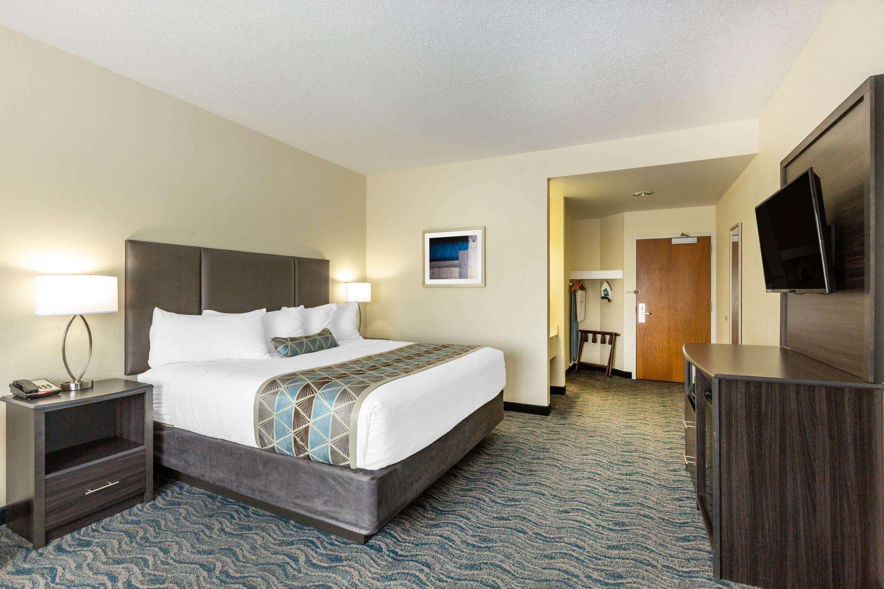 Hotel Baymont By Wyndham Des Moines Airport Zewnętrze zdjęcie